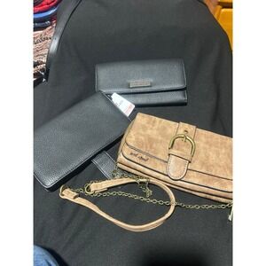 Bundle‎ of 3 wallets Tahari,Mundi and wet seal